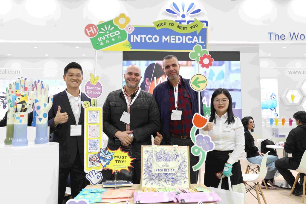 INTCO Medical in MEDICA