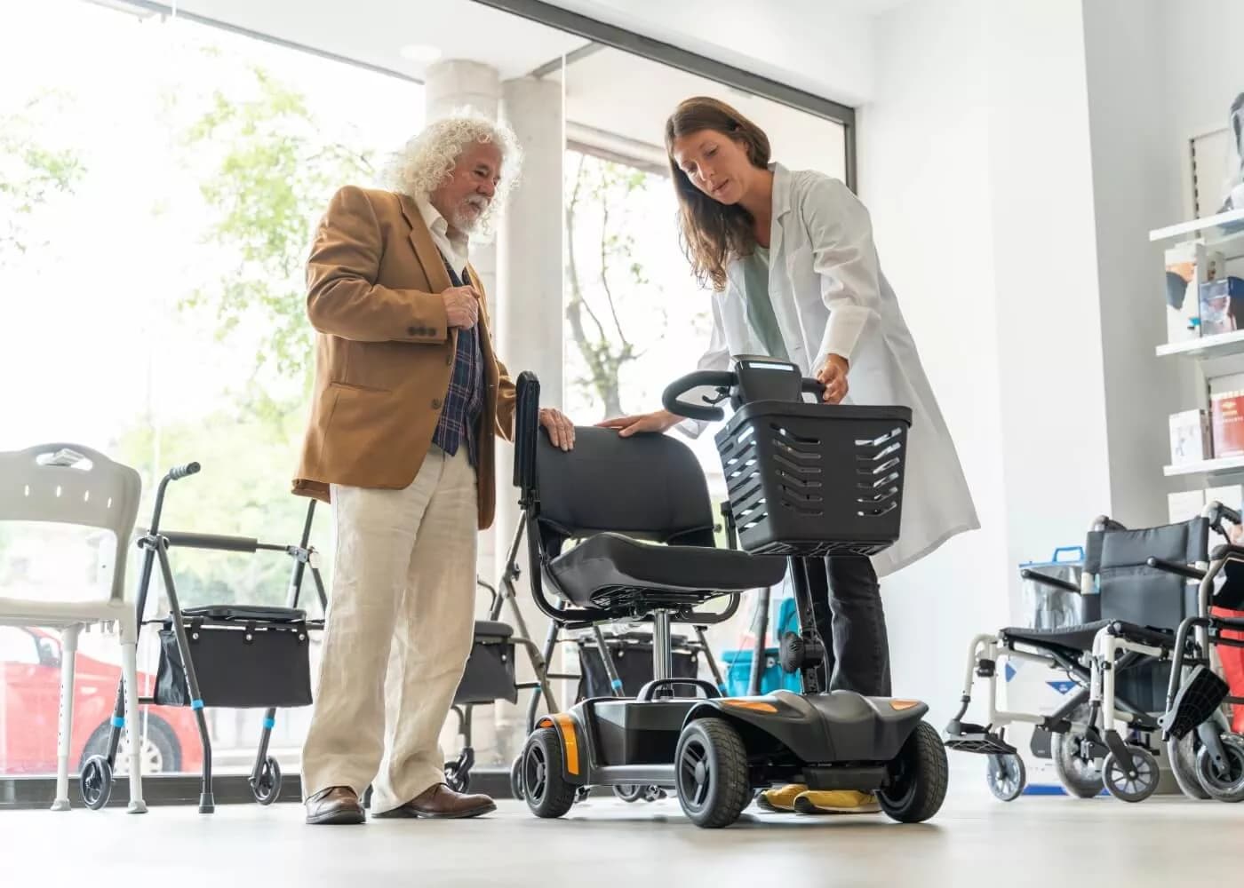 Mobility support in a bright care setting with a senior user and specialist